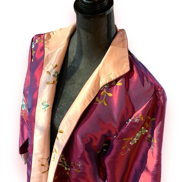 Reversible embroidered open front Chinoiserie coat/bed jacket - Picture 4 of 7